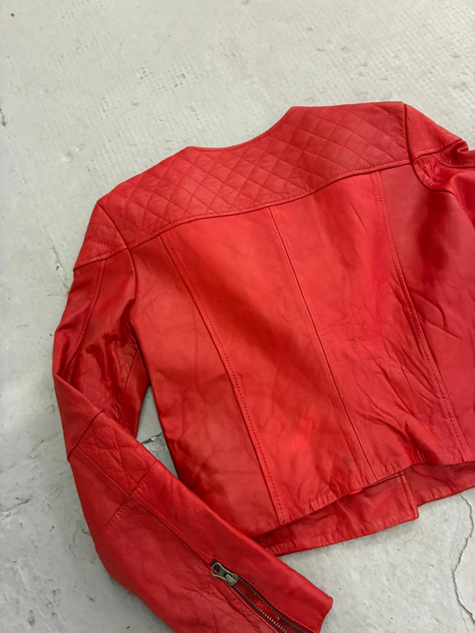 Campera cuero roja Ona Saez